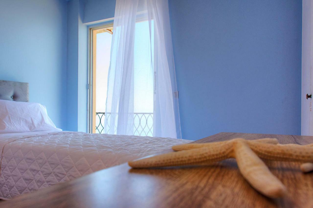 T8 Apartment On The Beach Benitses  Esterno foto