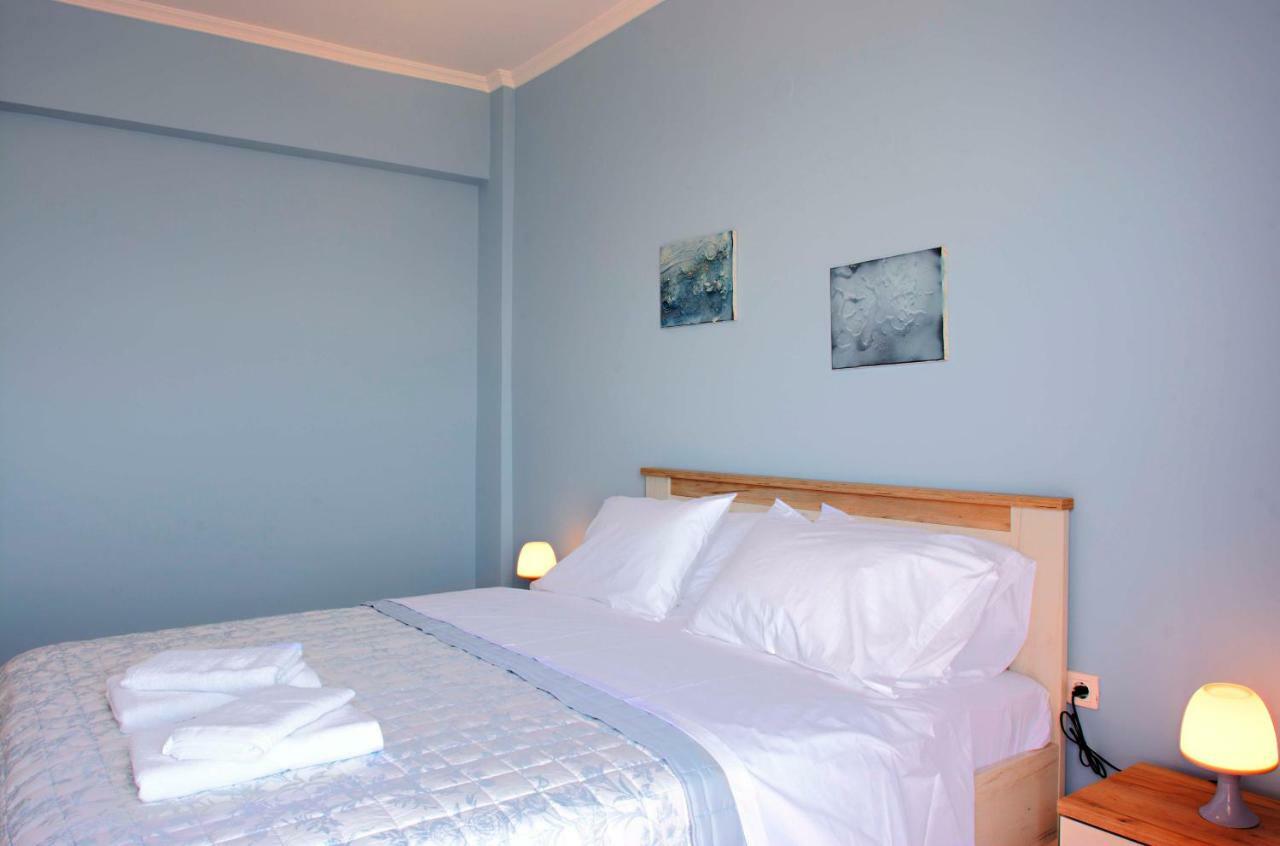 T8 Apartment On The Beach Benitses  Esterno foto