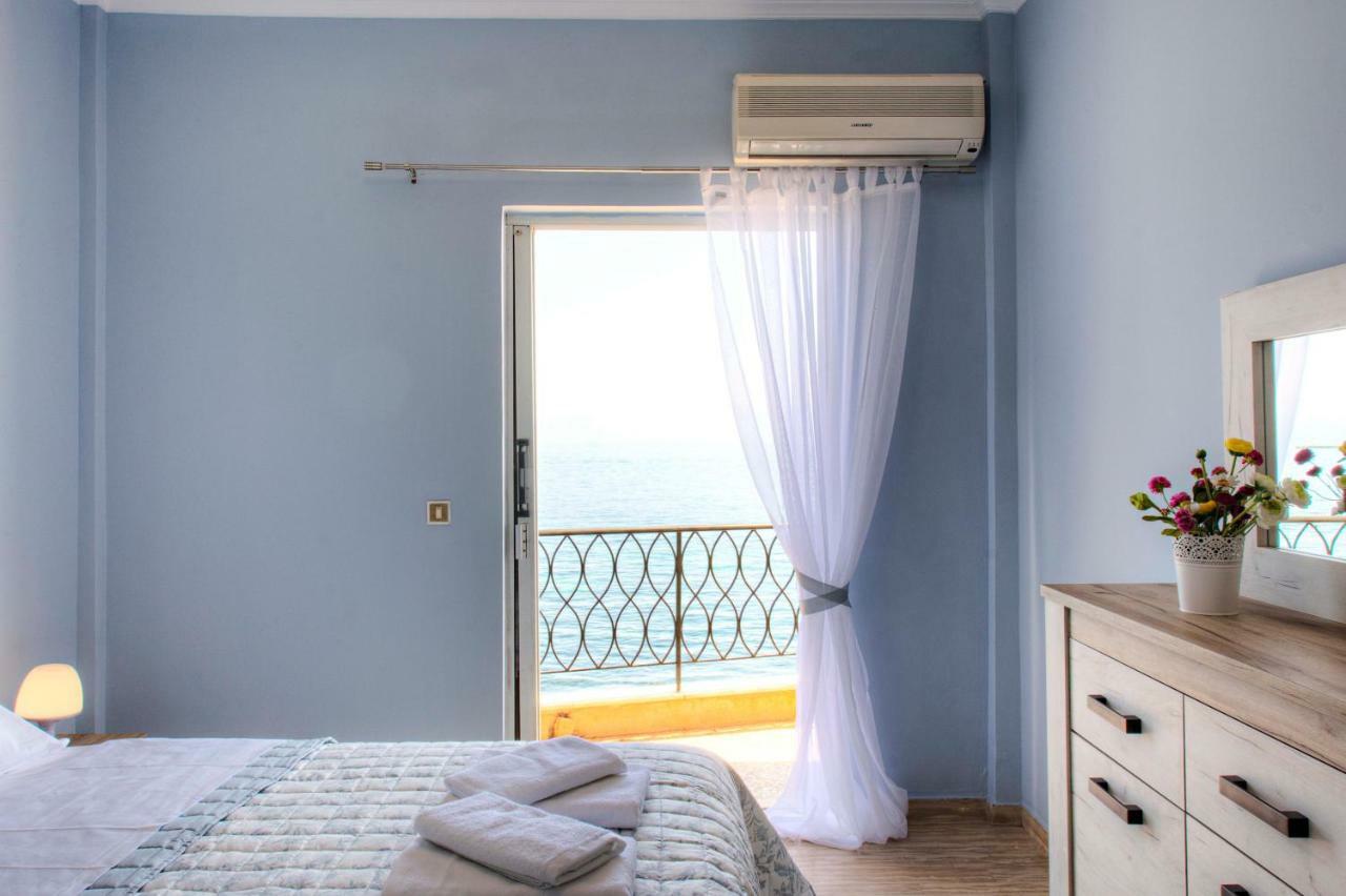 T8 Apartment On The Beach Benitses  Esterno foto